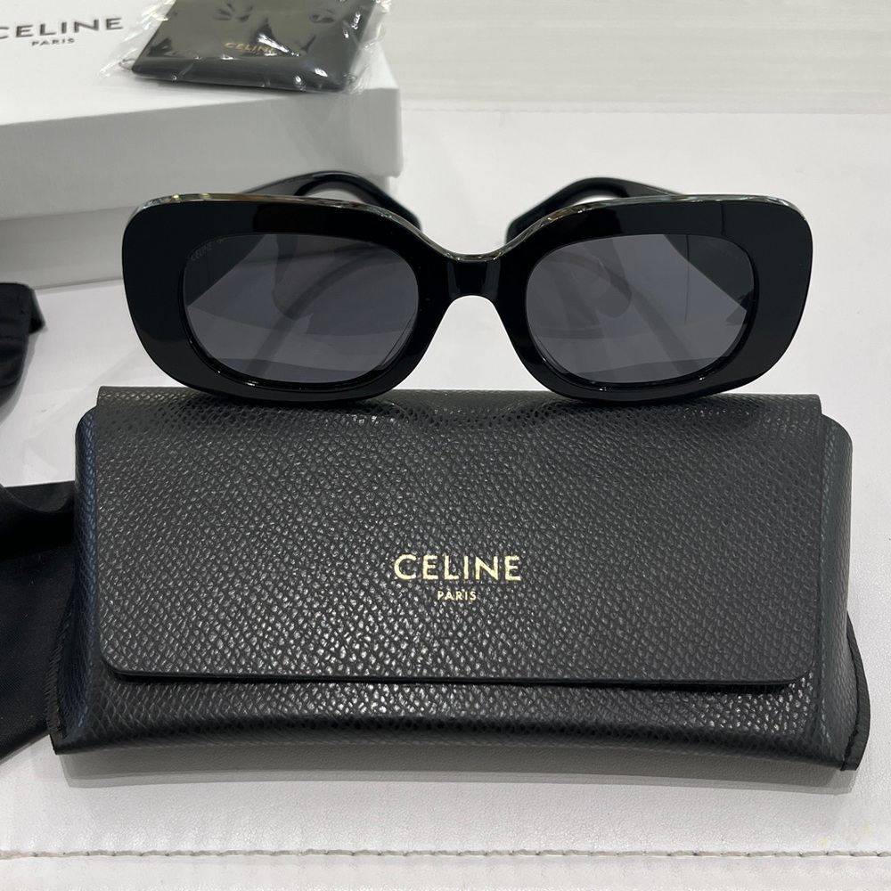 AUTHENTIC Celine CL40287U 01A 3 DOTS Black Sunglasses